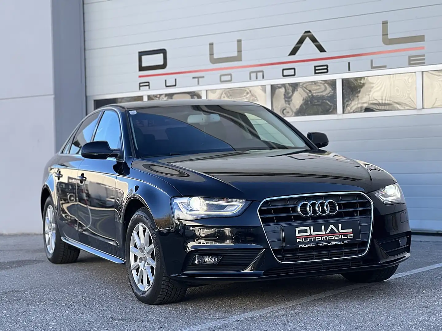 Audi A4 2,0 TDI Style DPF/FACELIFT/S-LINE Negro - 2