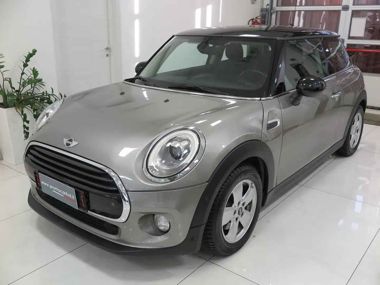 MINI Cooper 1.5i 3p Connect PACK "Solo 57.000 Km!!!" Grigio - 1