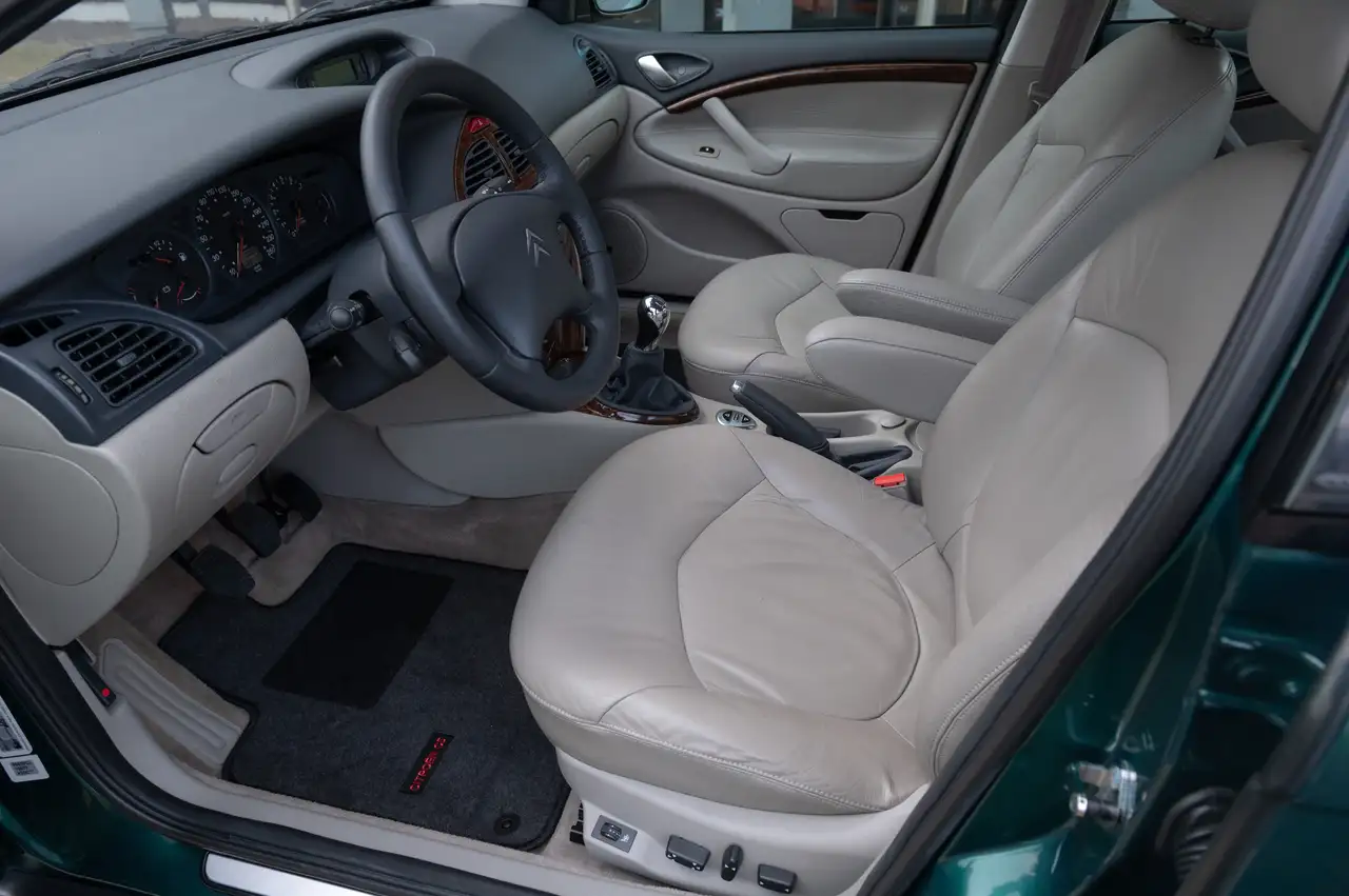 Citroen C5 3.0 V6 EXCLUSIVE, foto 2