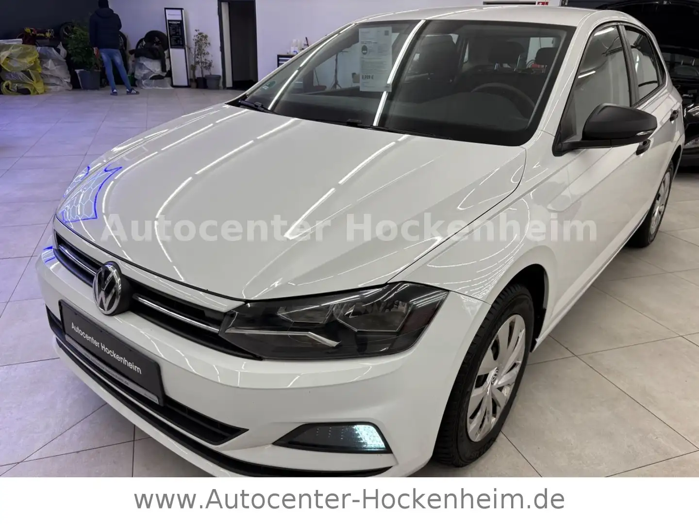 Volkswagen Polo VI Trendline Weiß - 2