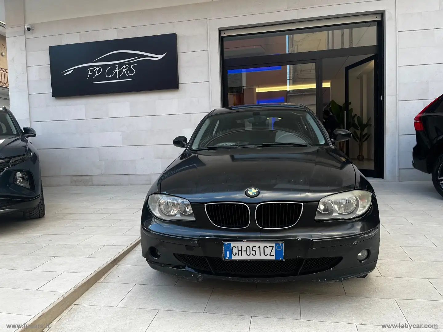 BMW 118 118d 5p. Futura Noir - 2