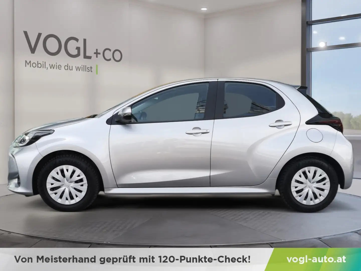 Toyota Yaris Hybrid 1,5 VVT-i Lounge Aut. Grau - 2