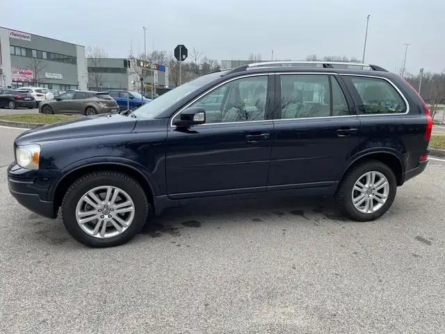 Volvo XC90 XC90 2.4 D5 185 CV aut. AWD Executive* 7 posti *