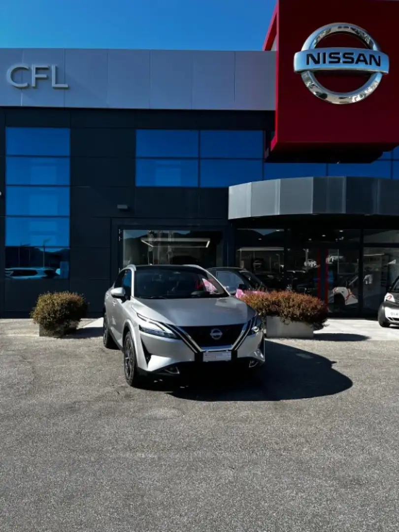 Nissan Qashqai MHEV 140 CV Tekna Argento - 1