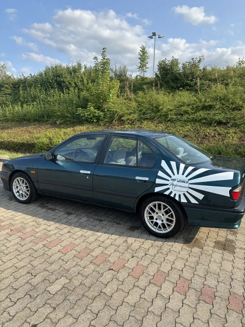 Nissan Primera 1.6 Invitation - 2