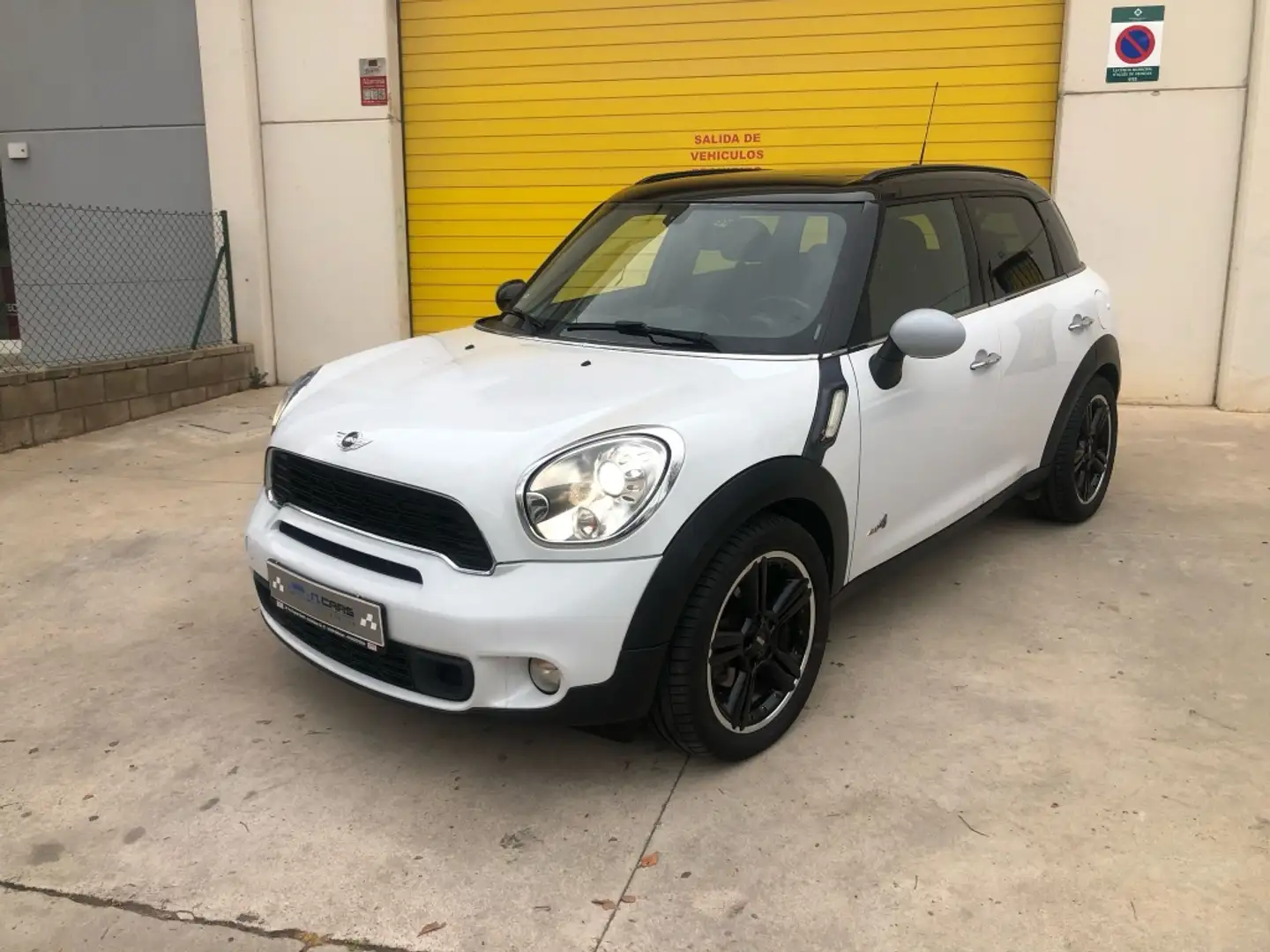 MINI Cooper Countryman SD ALL4 AUT. Blanco - 1