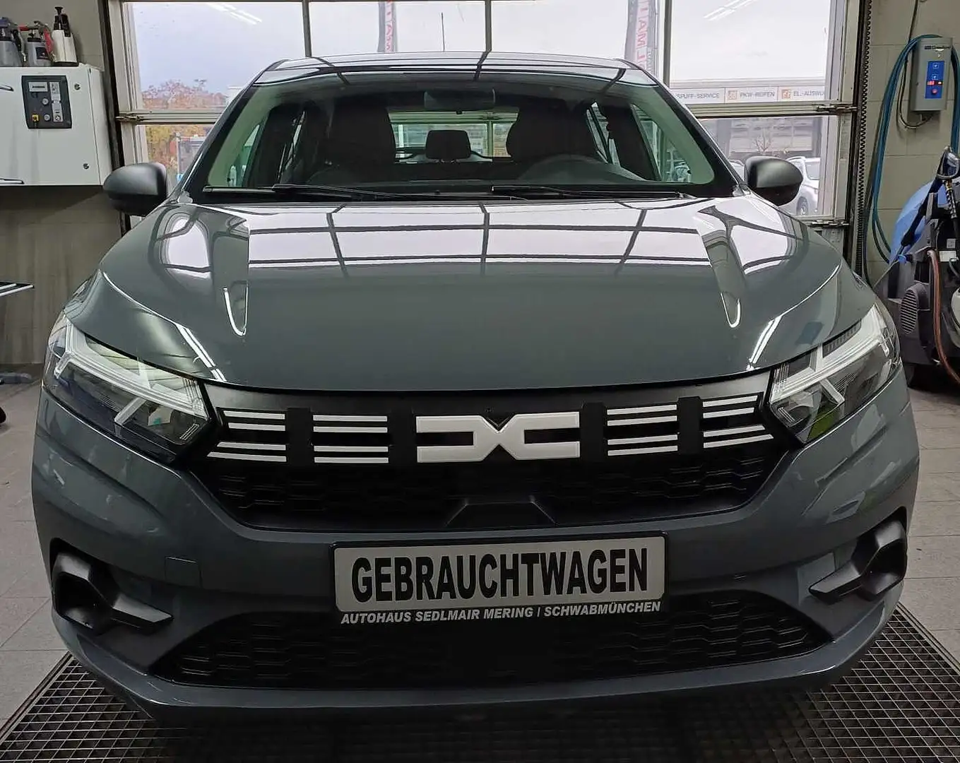 Dacia Sandero Grau - 2