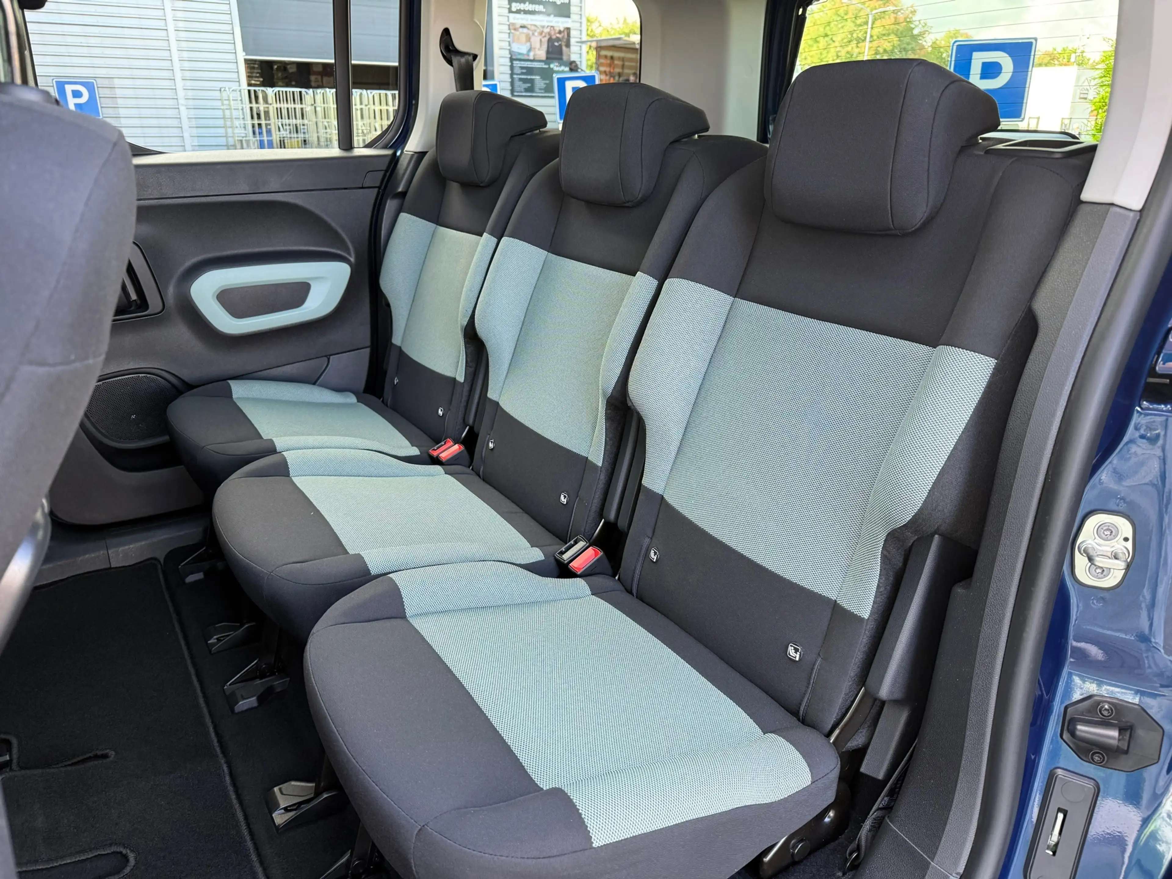 Citroen Berlingo 1.2 Turbo Shine - Climate - Panodak - Camera - Nav — photo 14