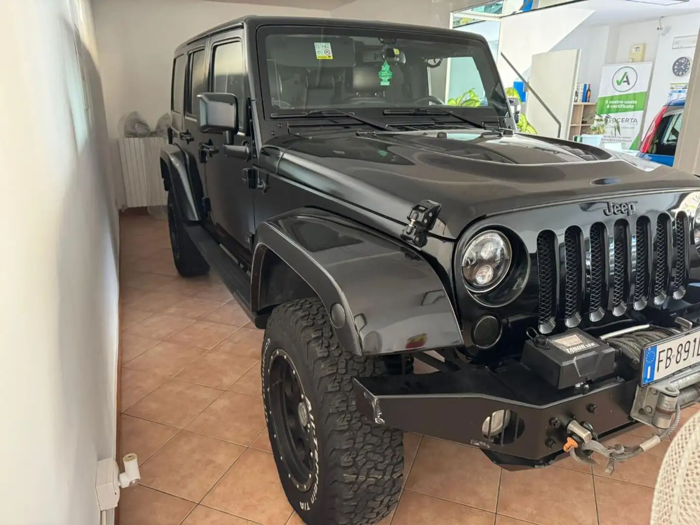 Jeep Wrangler Unlimited 3.6 V6 Sahara Auto Negro - 2