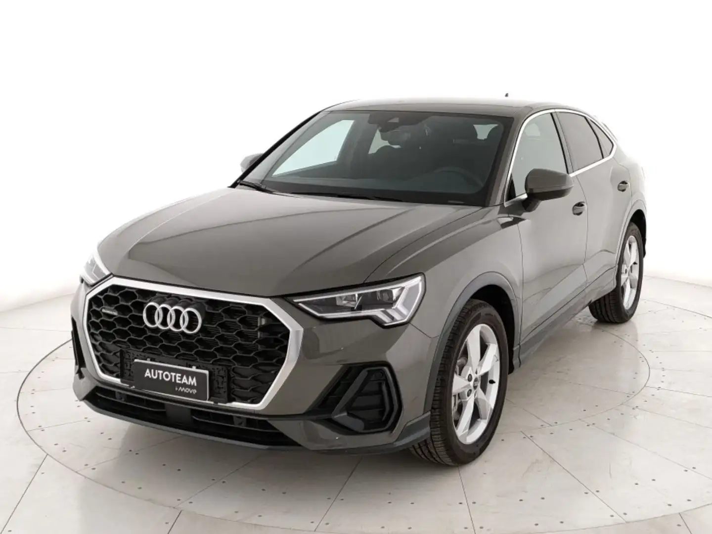 Audi Q3 Sportback 40 2.0 tdi Business Plus 200cv quattro s Grigio - 1