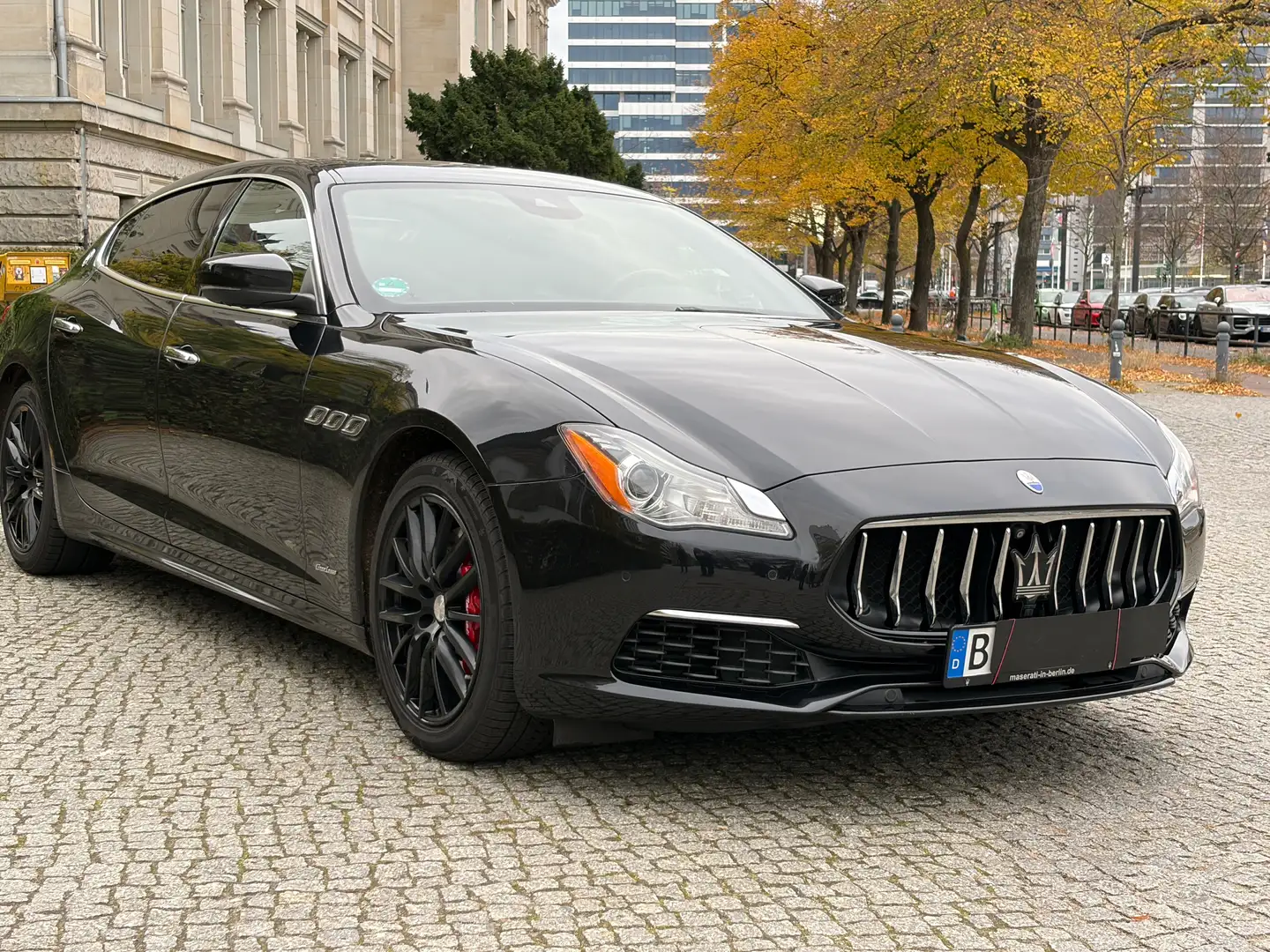 Maserati Quattroporte Quattroporte Q4 GranLusso S 360Kamera TOP Zustand Schwarz - 2