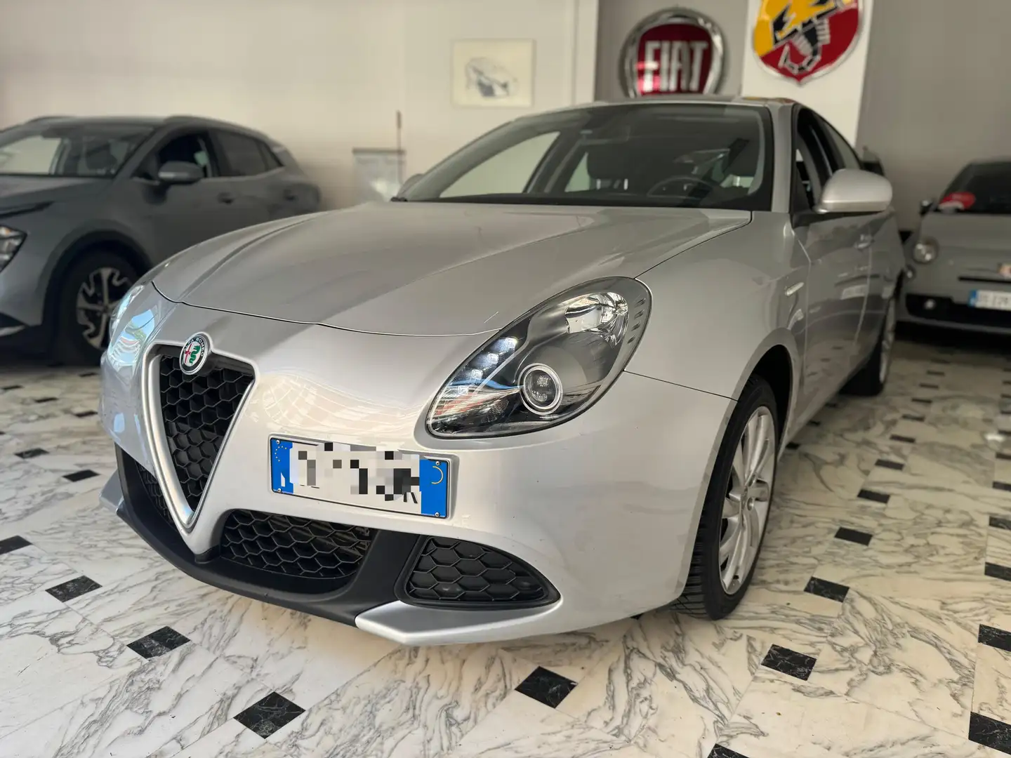 Alfa Romeo Giulietta 1.4 t. 120cv my19/Unico Proprietario/Da vetrina Argento - 1