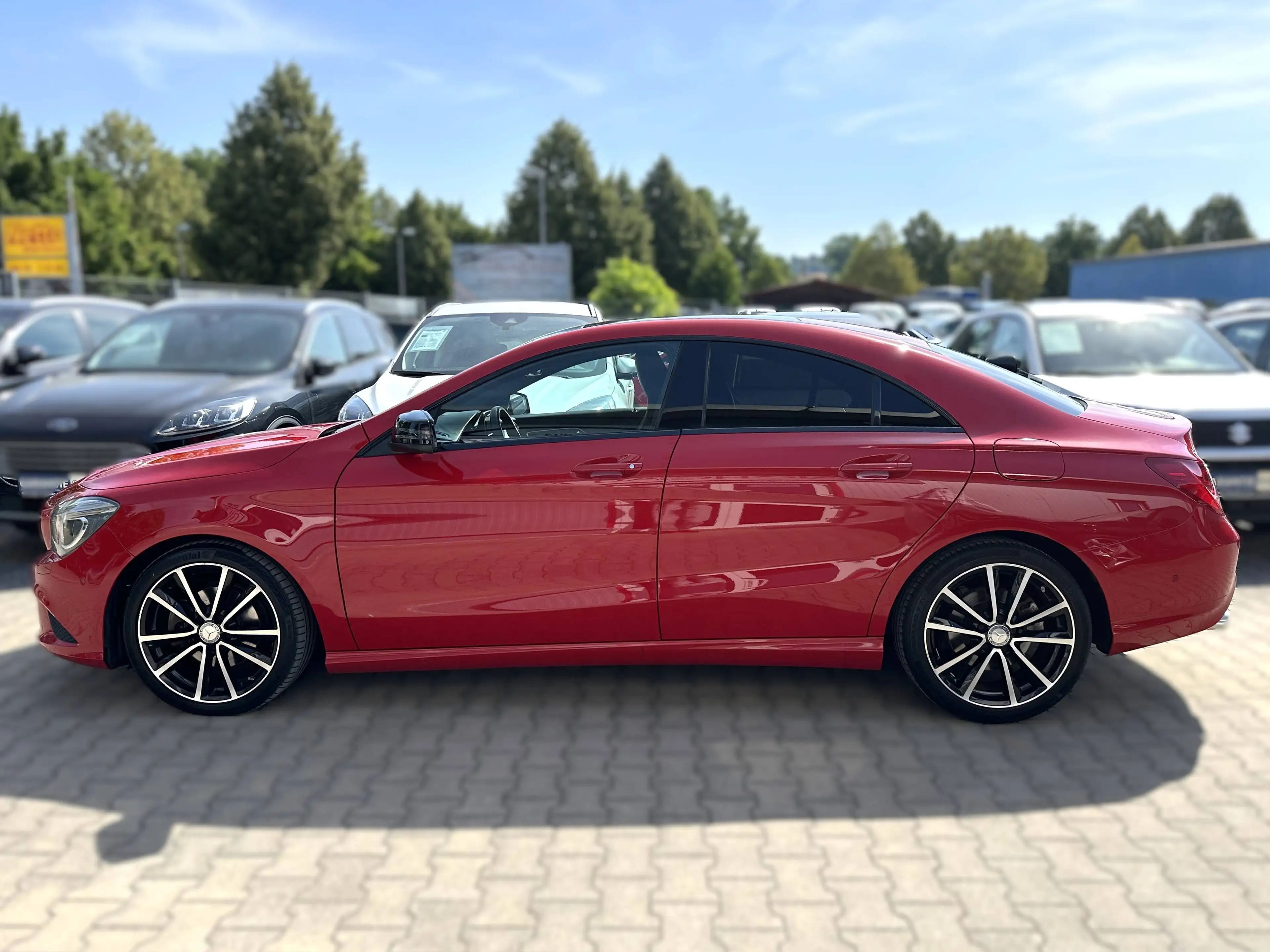 Mercedes-Benz CLA 180 AUTOMATIK*org.43 Tkm*Panorama*Kamera*Navi — photo 2
