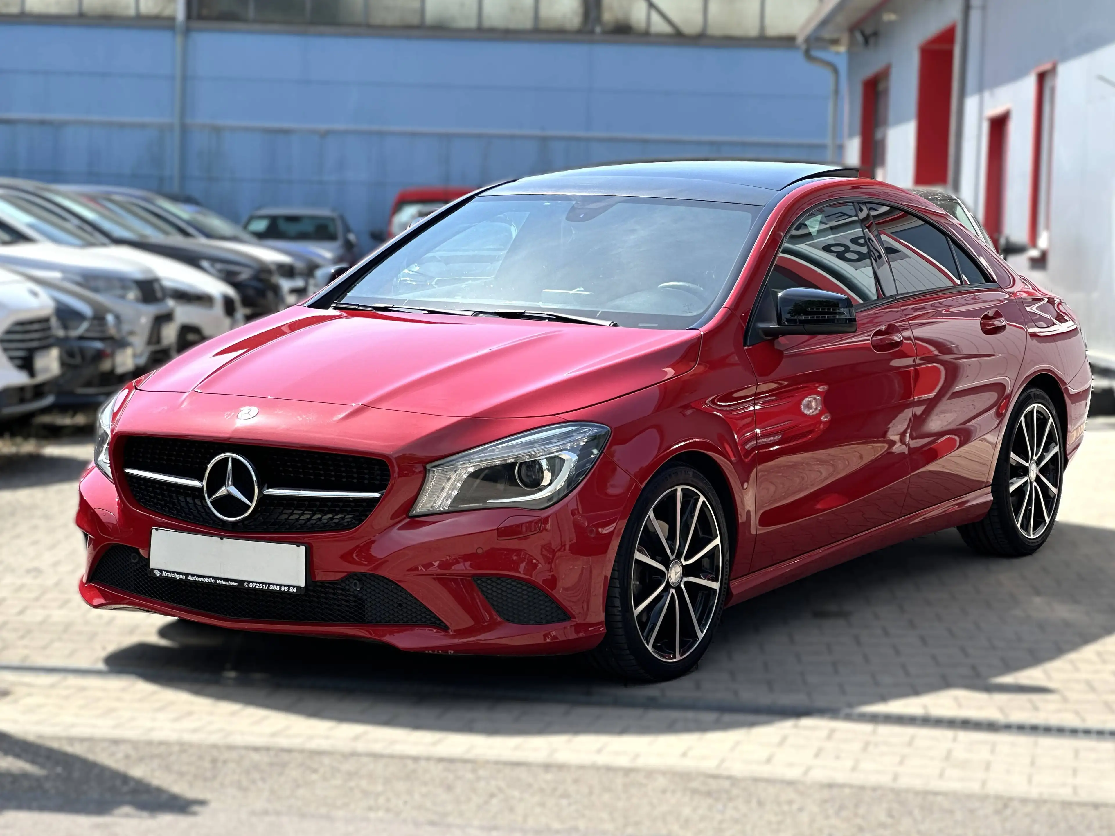 Mercedes-Benz CLA 180 AUTOMATIK*org.43 Tkm*Panorama*Kamera*Navi