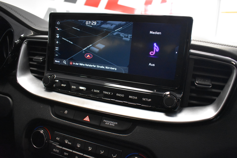 Kia Ceed SW / cee'd SW 1.6 CRDI Vision Navi Kamer PDC — photo 9