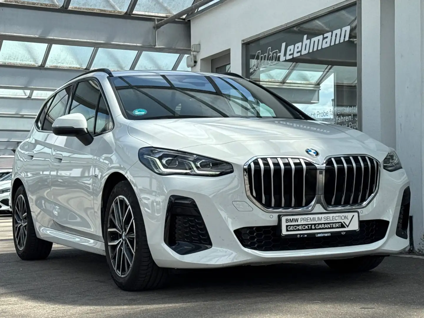 BMW 218 d Active Tourer M-Sport GARANTIE bis 05/2029 Weiß - 2
