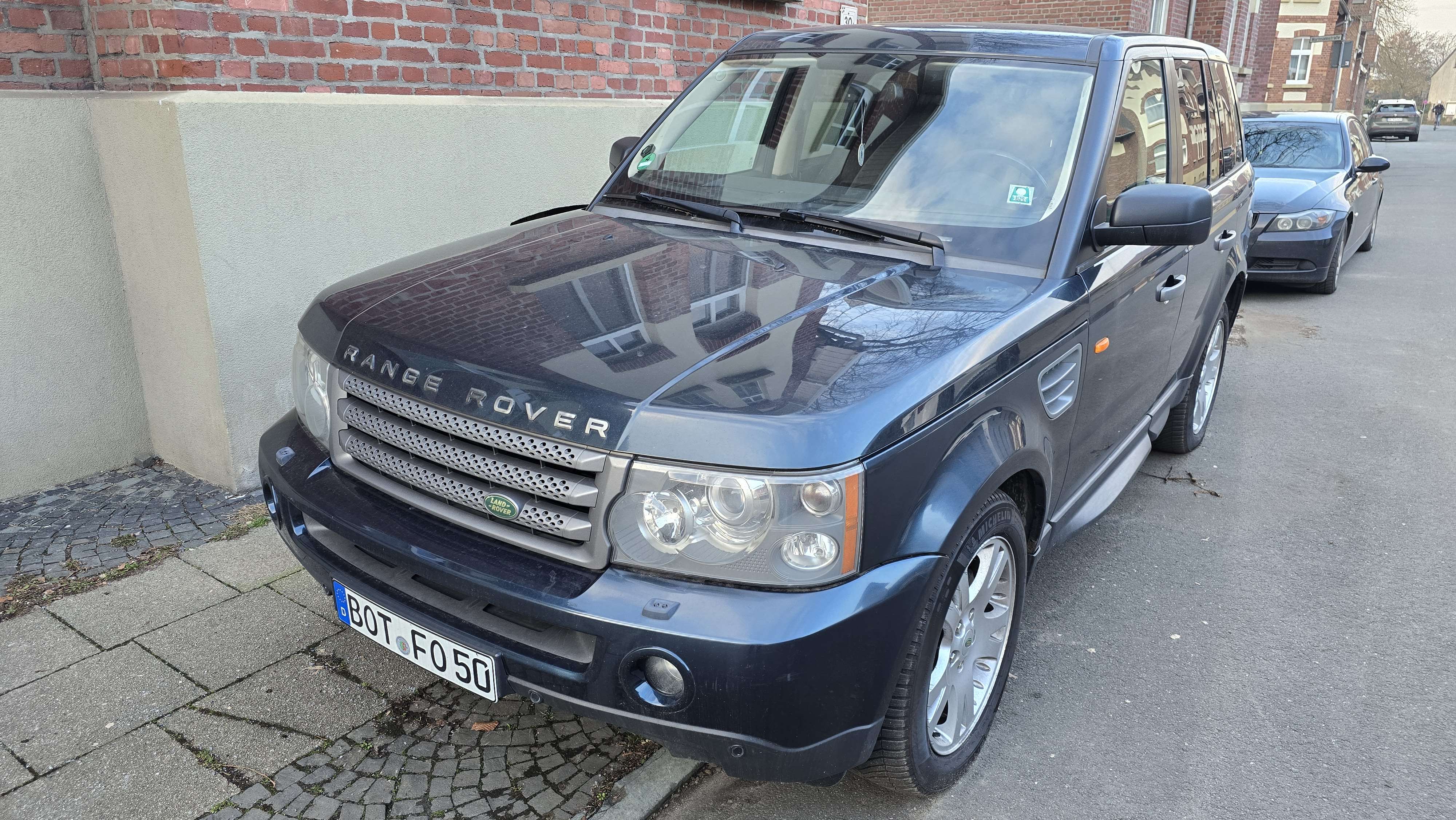Second hand Land Rover Range Rover Sport 2.7 tdv6