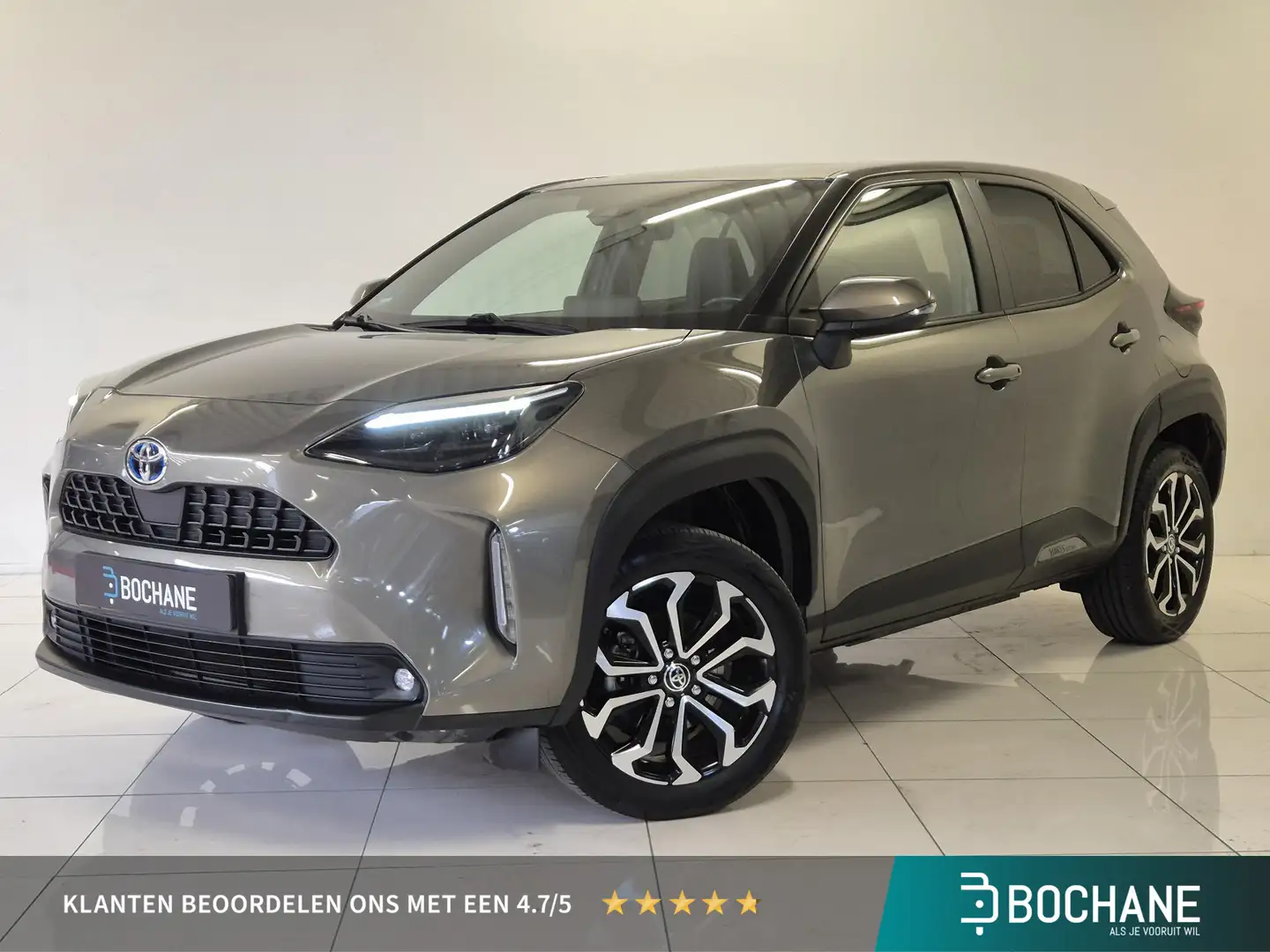 Toyota Yaris Cross 1.5 Hybrid First Edition | Leder | Trekhaak | Acht Groen - 1
