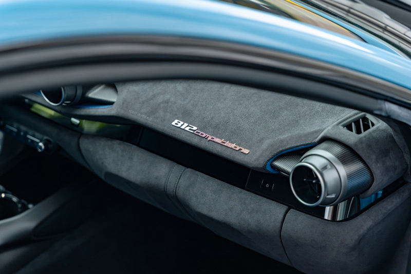 Ferrari 812 Competizione//CAMERA//LIFT//DISPLAY//CARBON — photo 13