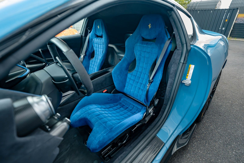 Ferrari 812 Competizione//CAMERA//LIFT//DISPLAY//CARBON — photo 9