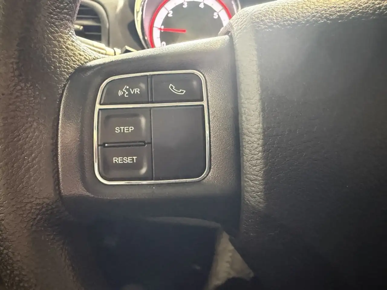 Dodge Grand Caravan снимка Dodge Grand Caravan