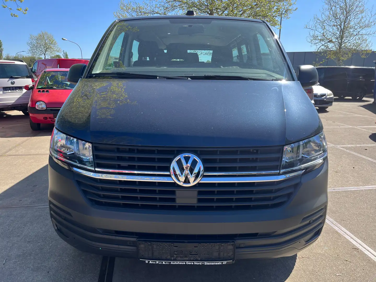 Volkswagen T6.1 Kombi langer Radstand 2.0 TDI 9-Sitze DSG *Tüv neu* Albastru - 2