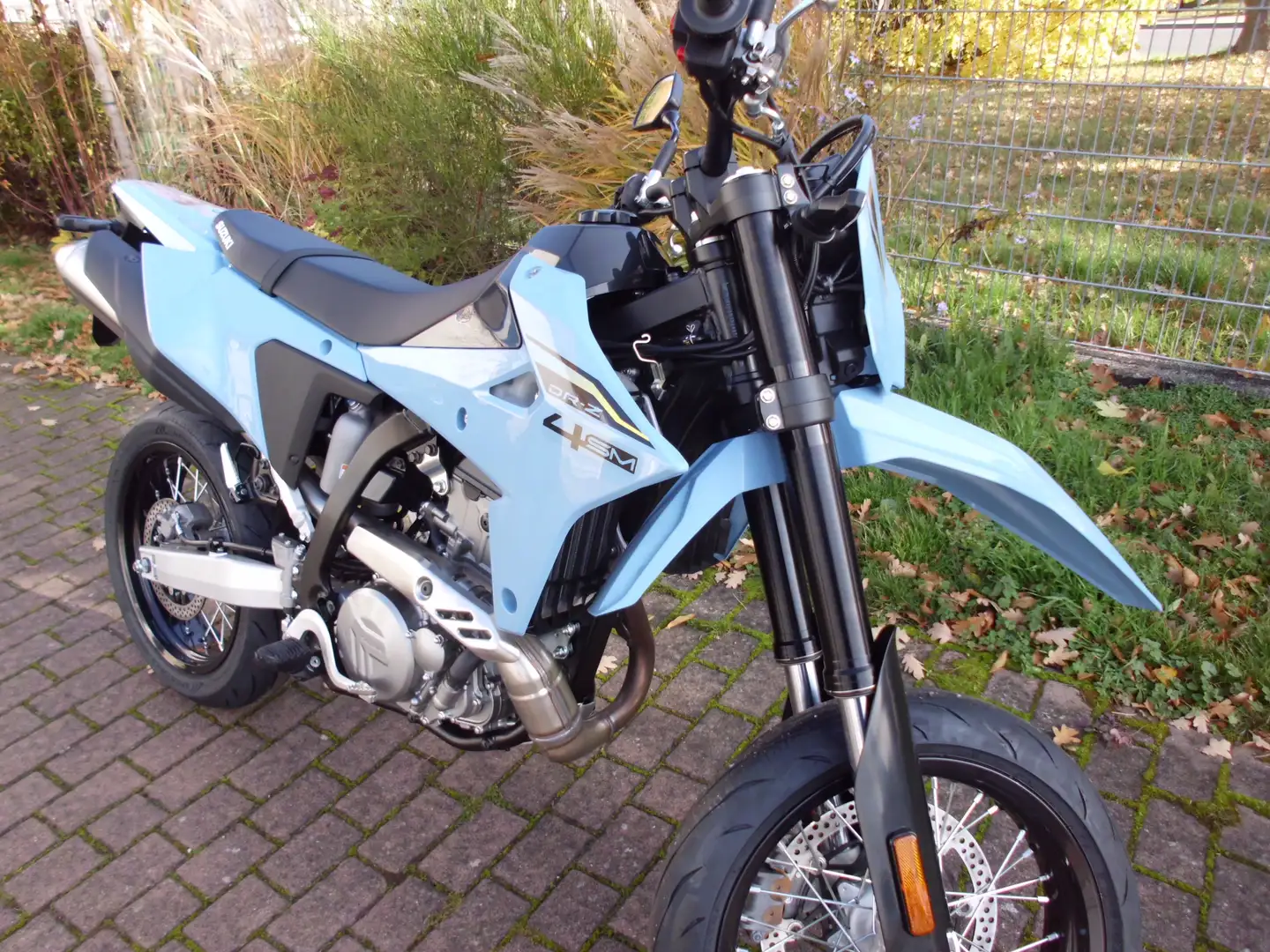 Suzuki DR-Z4SM DR-Z400SMRLM6 Grau - 2