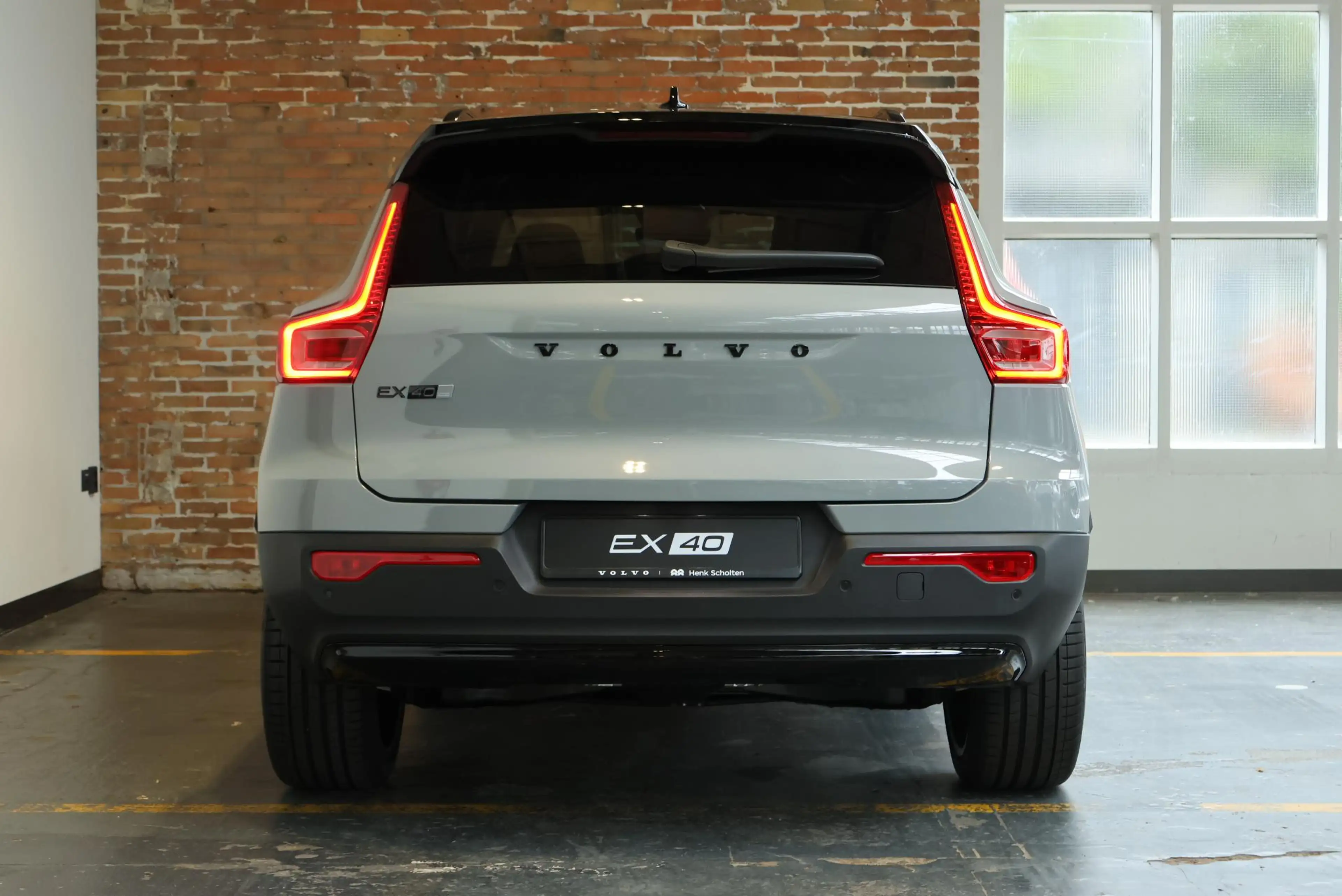 Volvo EX40 Single Motor Extended Range Ultra Black Edition Eu — photo 7