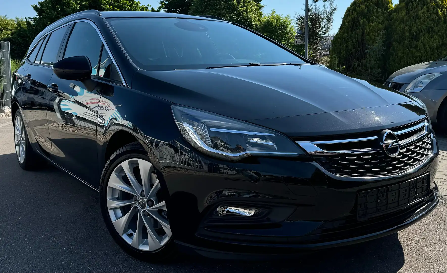 Opel Astra Business Sports Tourer Biturbo Noir - 1