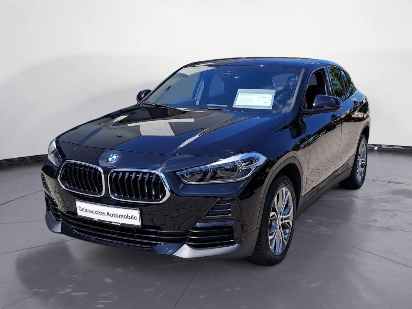 BMW X2 sDrive18i Advantage Plus AHK Rückfahrkamera S Zwart - 2