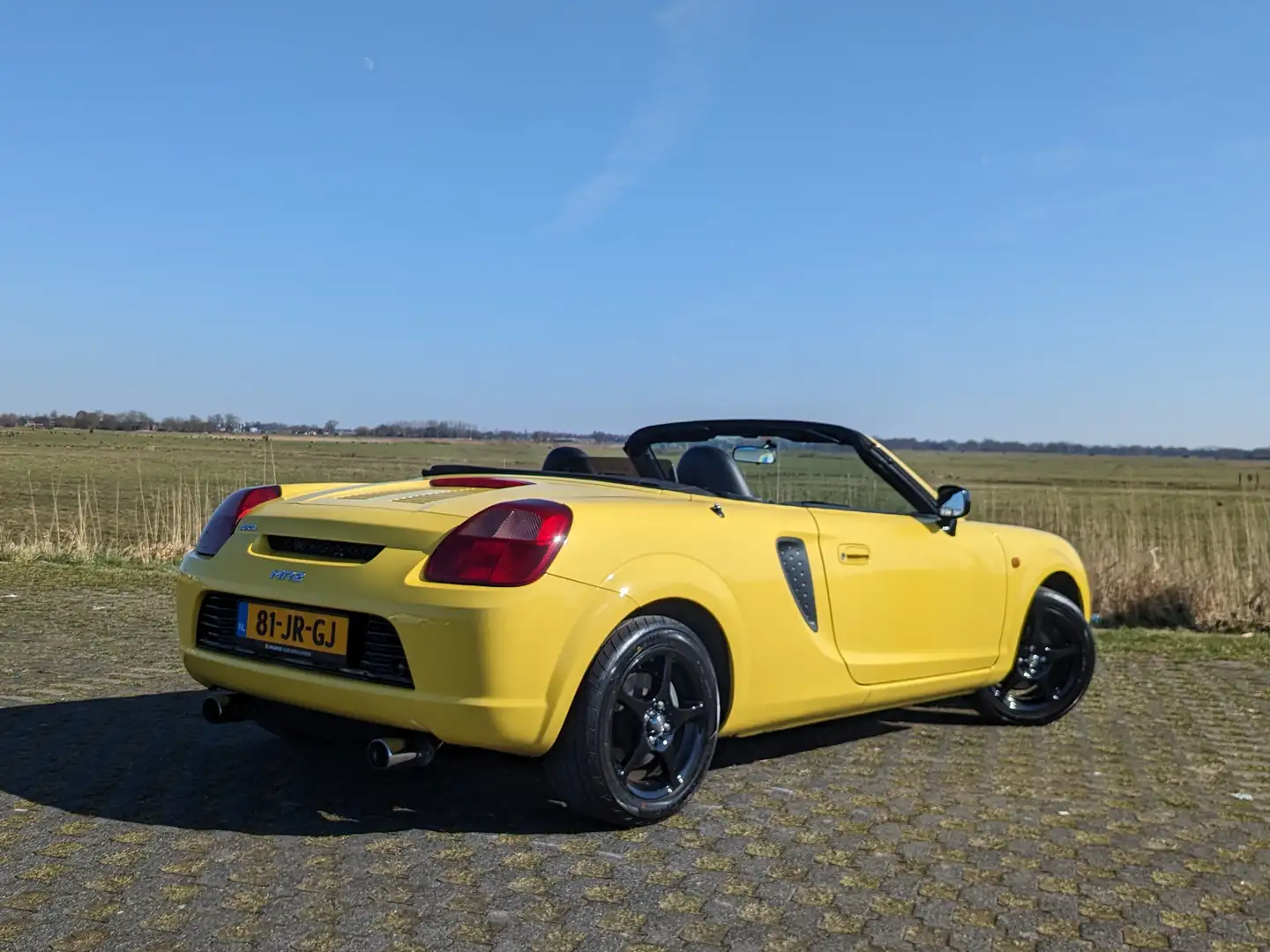 Toyota MR 2 MR 2 1.8i VVT-i Sp.Edition Lim Amarillo - 2