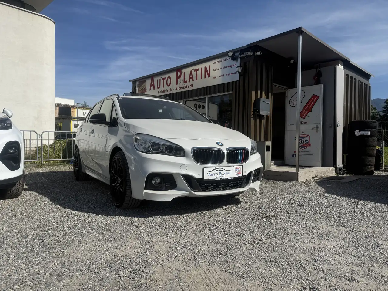 BMW 220