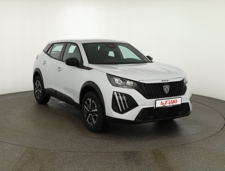 Peugeot 2008 1.2 PureTech LED Navi Kamera — photo 7