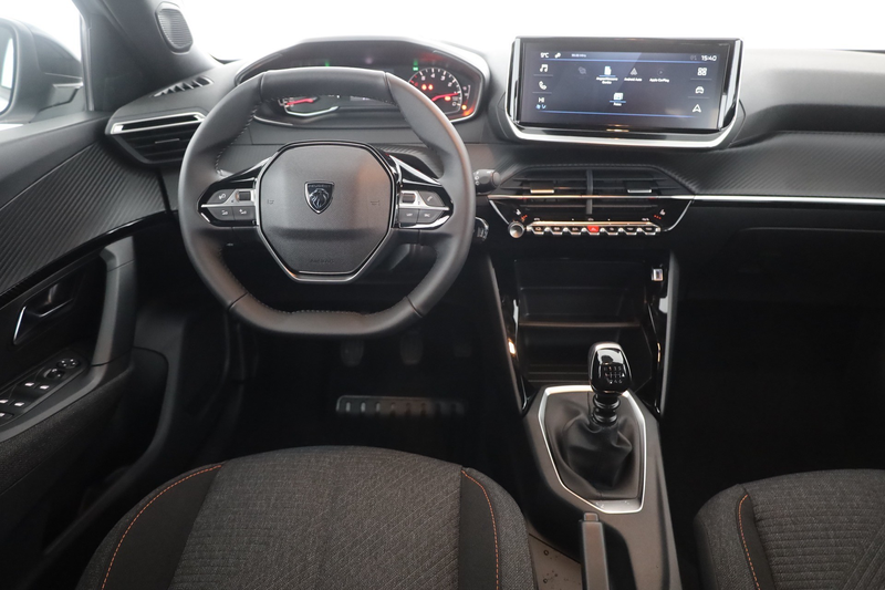 Peugeot 2008 1.2 PureTech LED Navi Kamera — photo 10