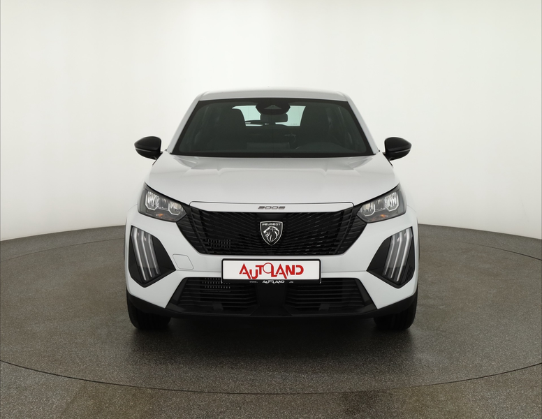Peugeot 2008 1.2 PureTech LED Navi Kamera — photo 8