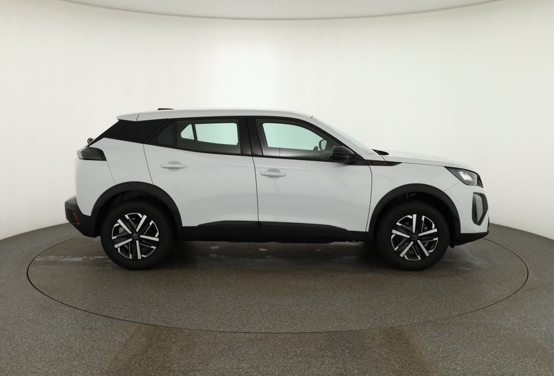 Peugeot 2008 1.2 PureTech LED Navi Kamera — photo 6