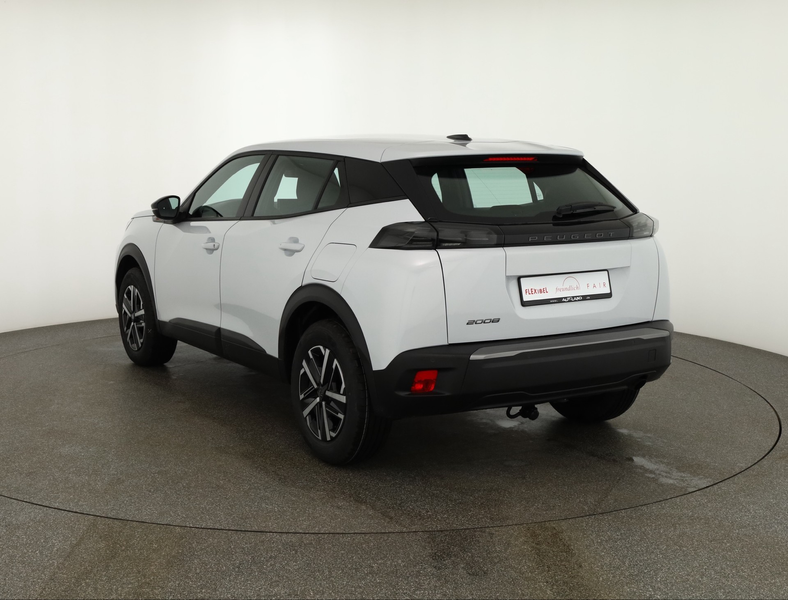 Peugeot 2008 1.2 PureTech LED Navi Kamera — photo 3