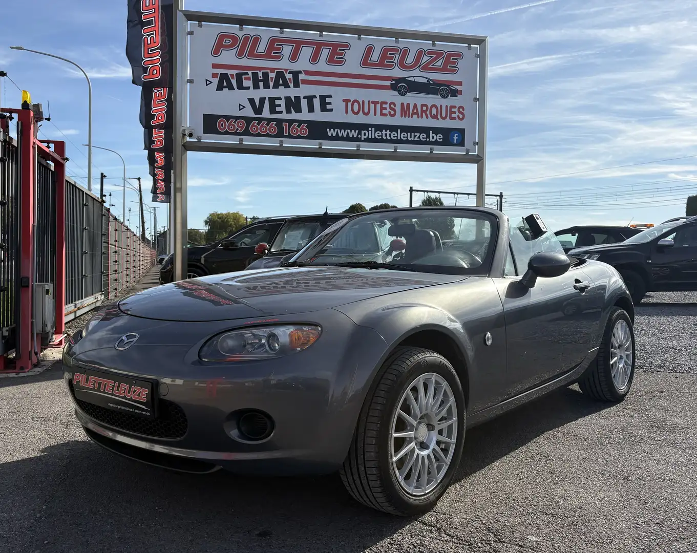 Mazda MX-5 MX-5 1.8i 16v Active Gris - 2