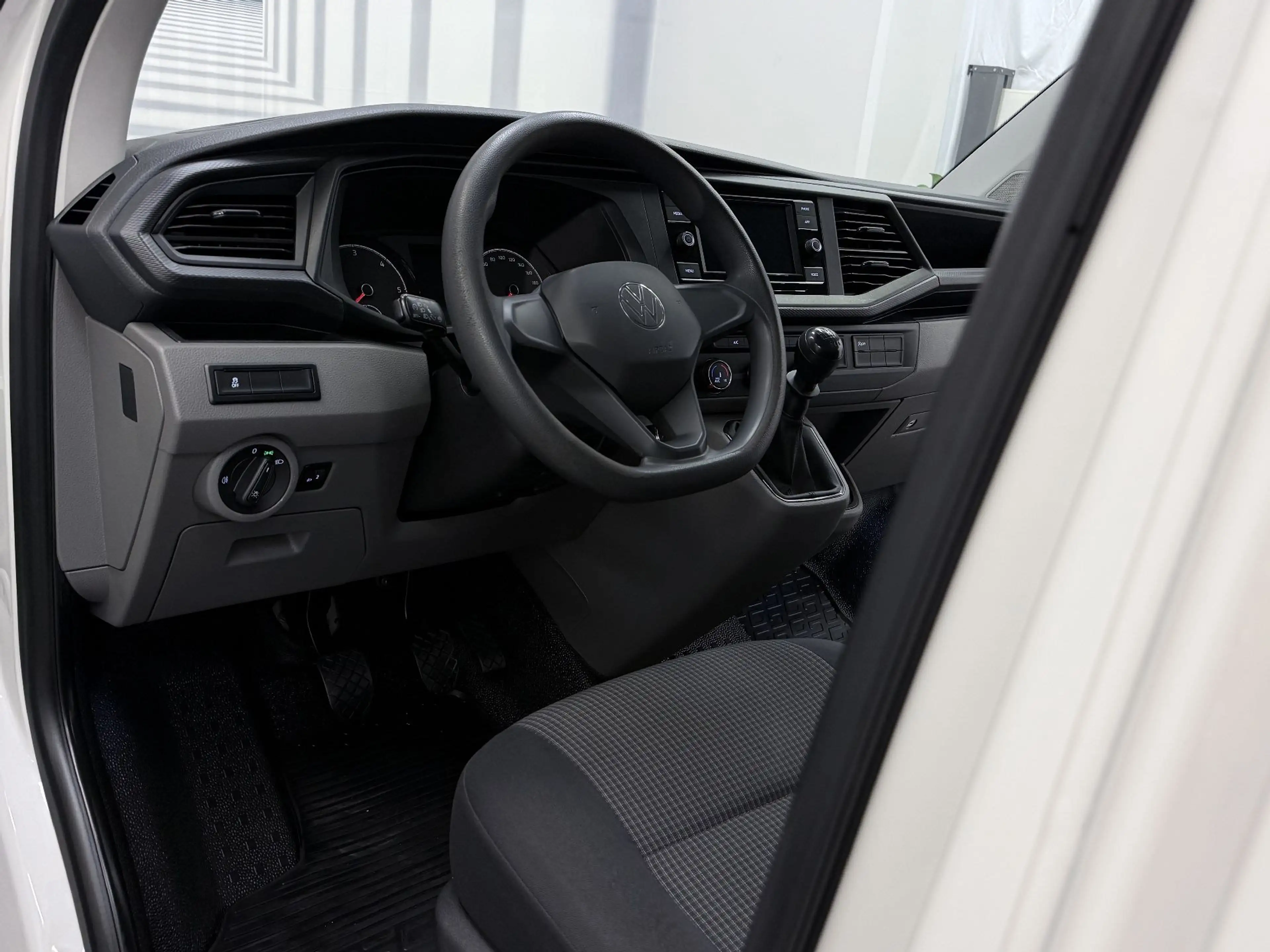 Volkswagen T6.1 Transporter ✅4 Motion ✅ AHK ✅MWST. ✅ — photo 12
