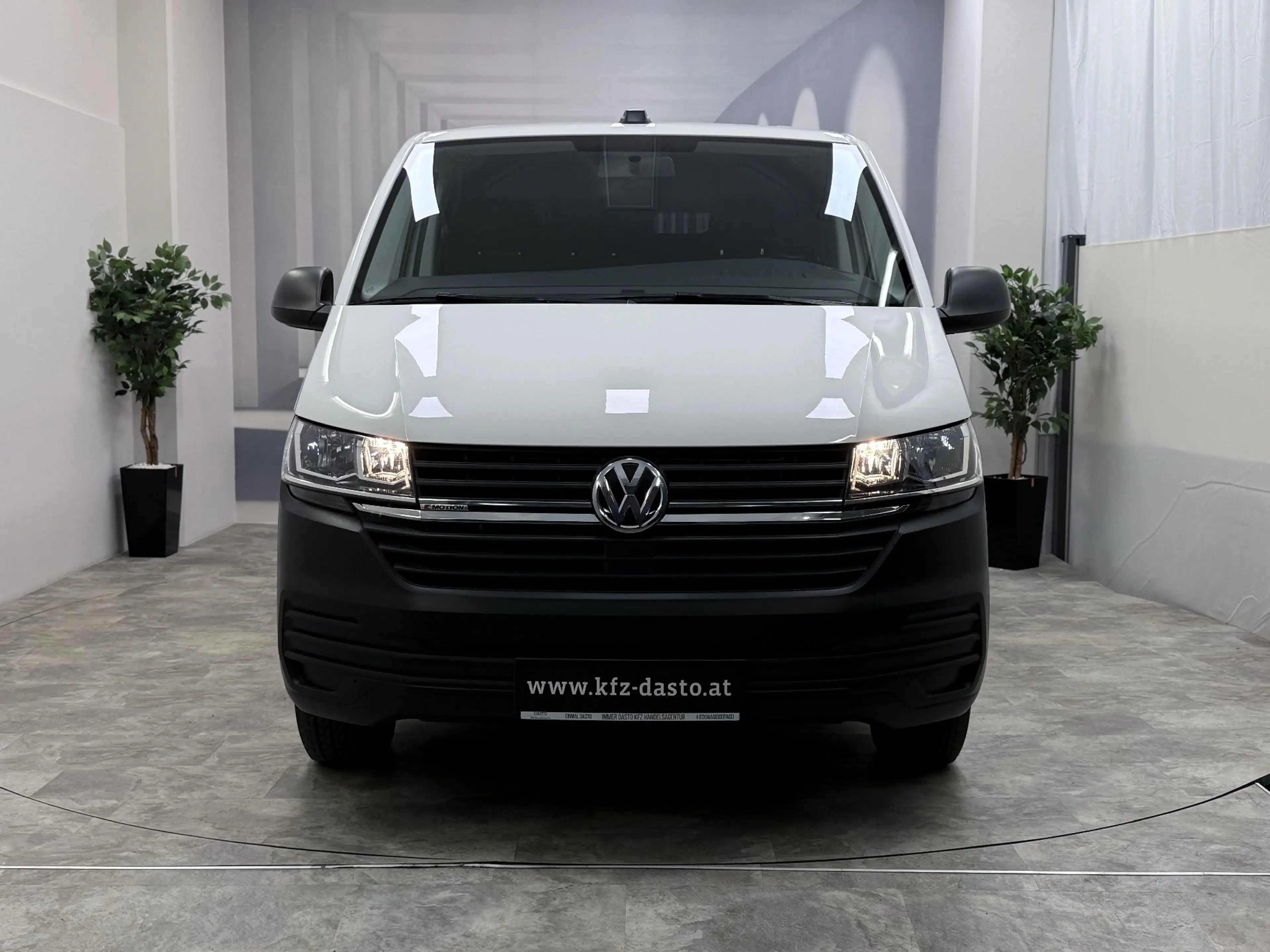 Volkswagen T6.1 Transporter ✅4 Motion ✅ AHK ✅MWST. ✅ — photo 2