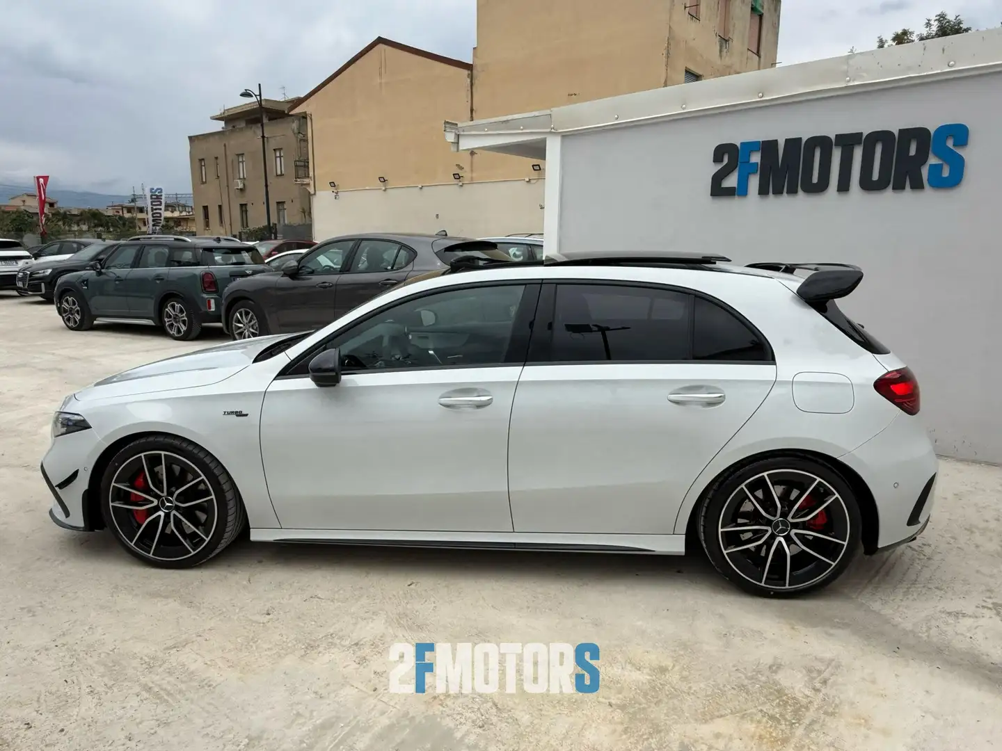 Mercedes-Benz A 35 AMG 4matic auto Beyaz - 2