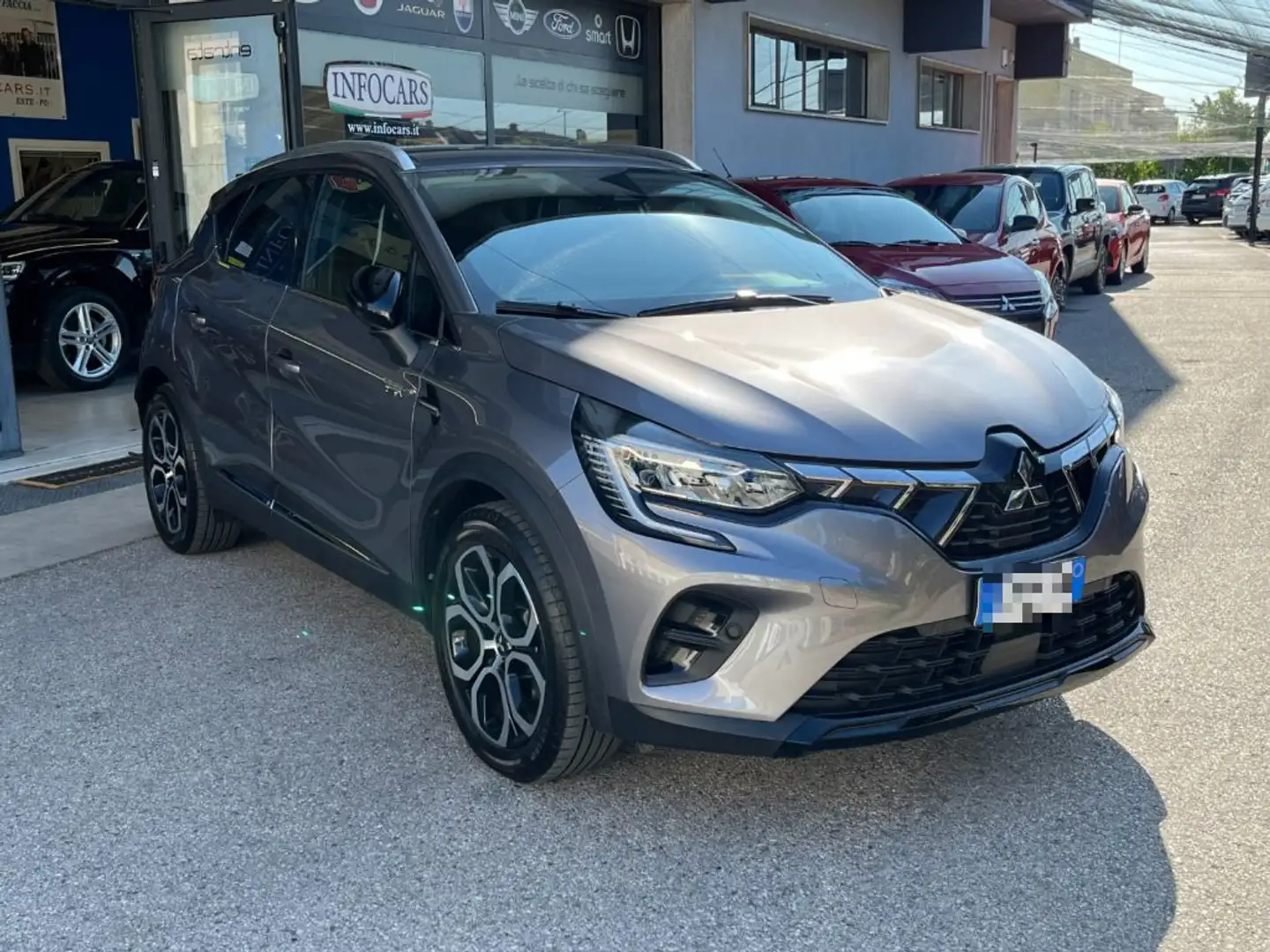 Mitsubishi ASX 1.6L Plug In 159 CV AT Intense  PROMO ! Grijs - 1