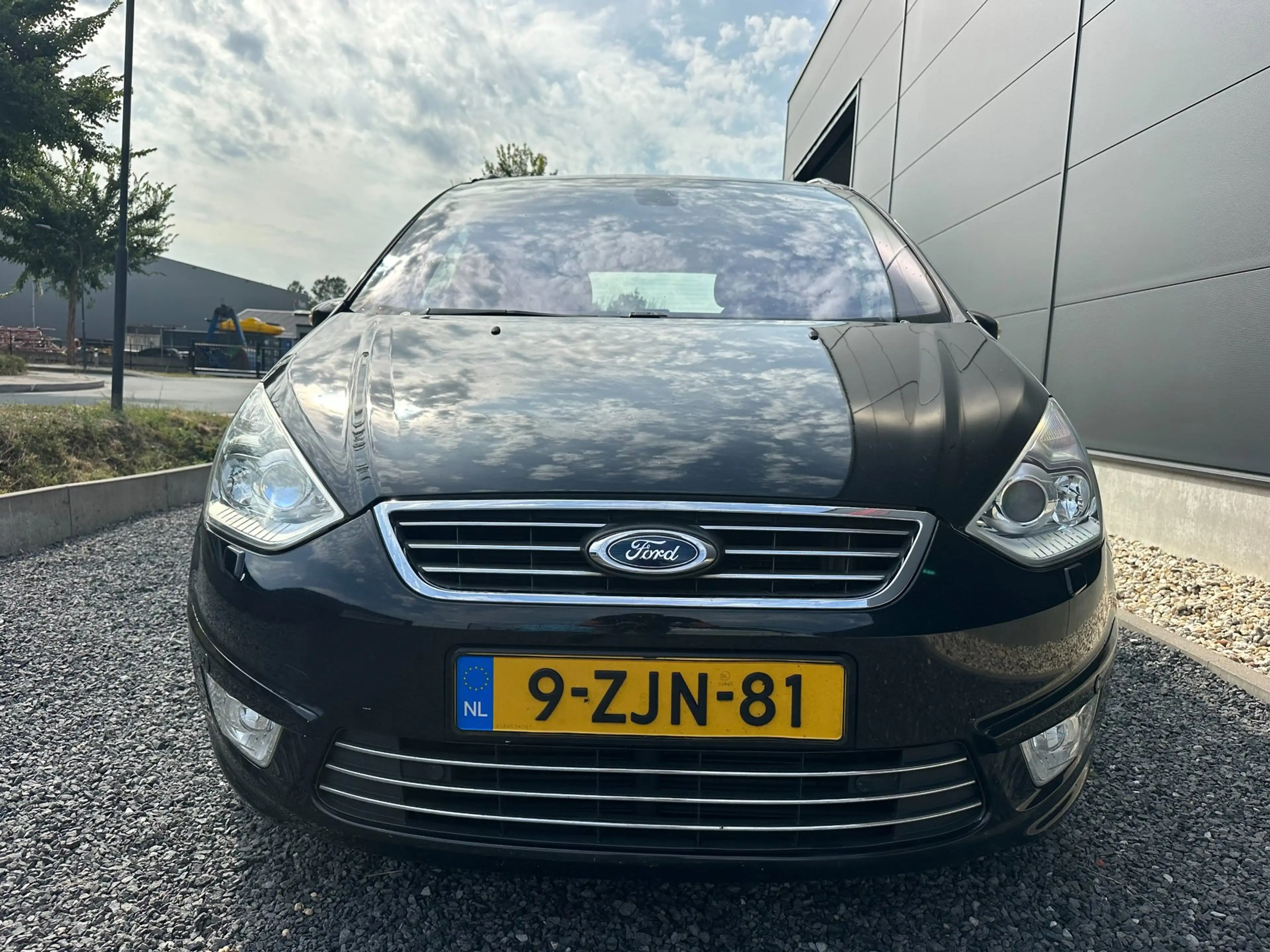 Ford Galaxy 1.6 SCTi Platinum — photo 12