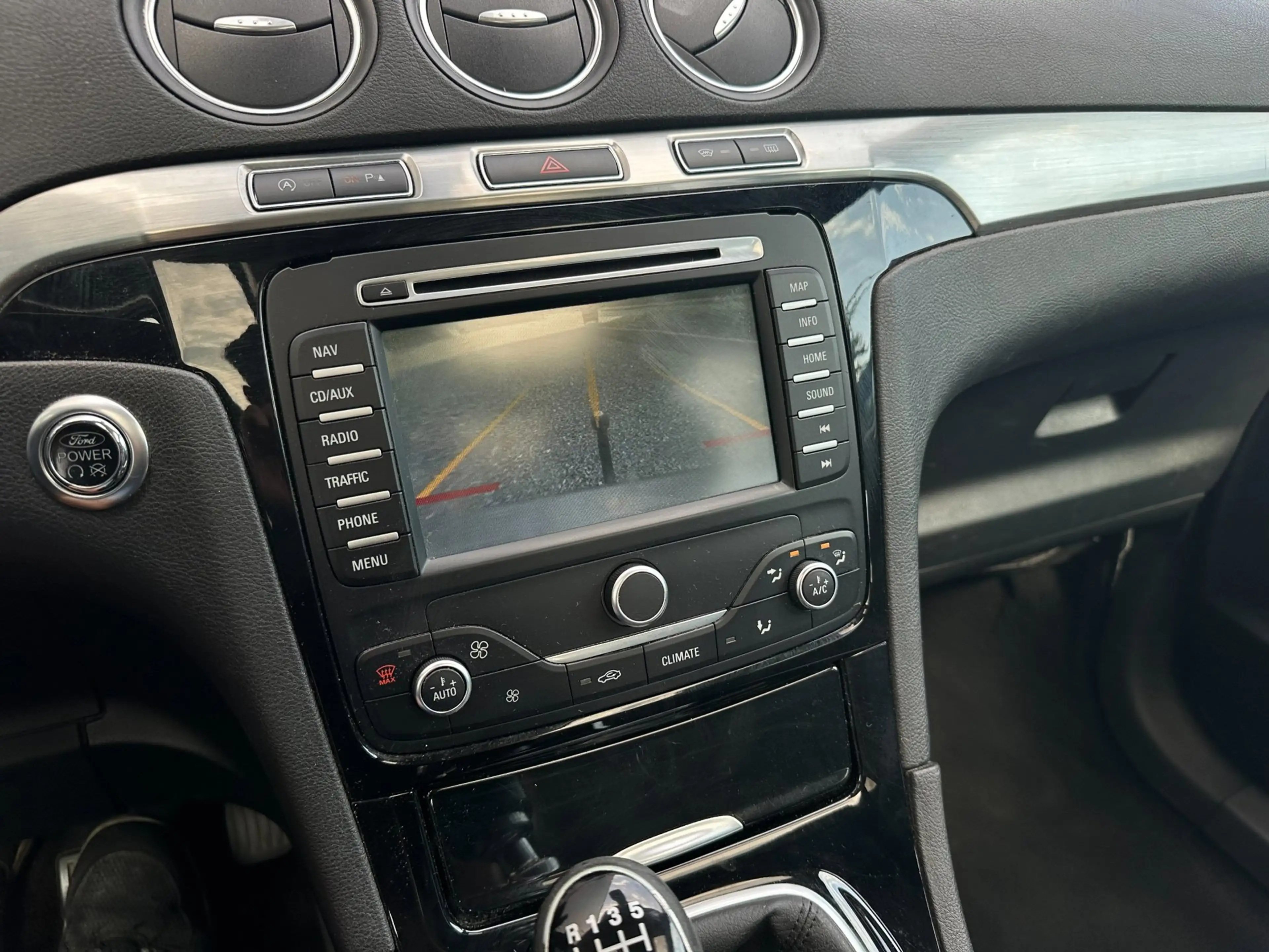 Ford Galaxy 1.6 SCTi Platinum — photo 21