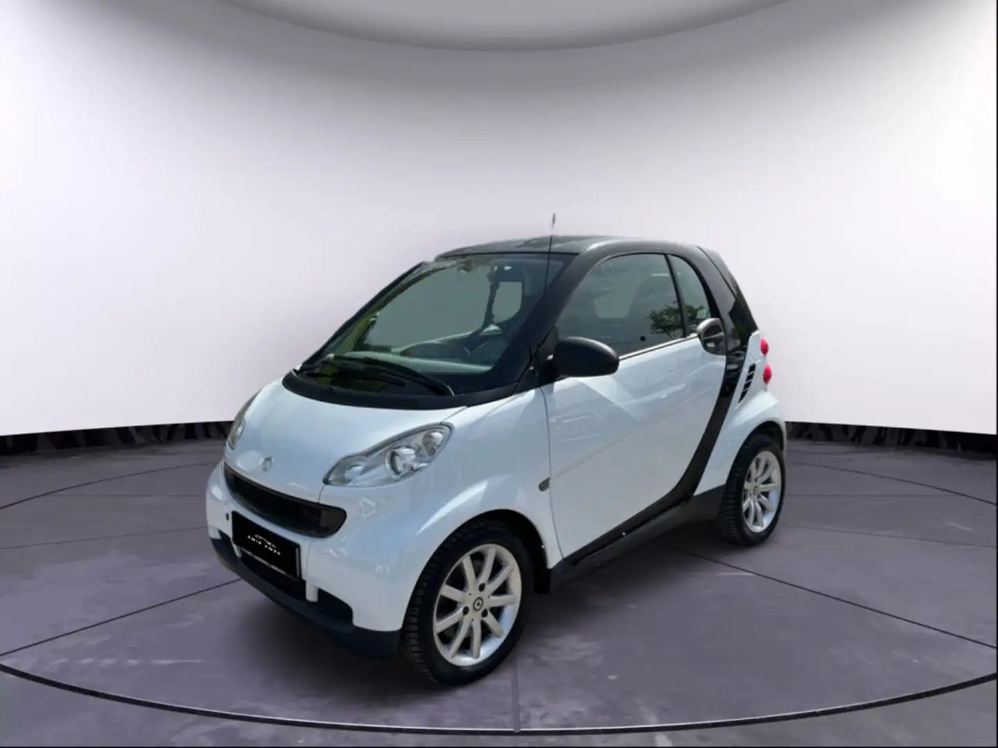 smart forTwo 1.0 Coupe Hybrid Drive Blanco - 1