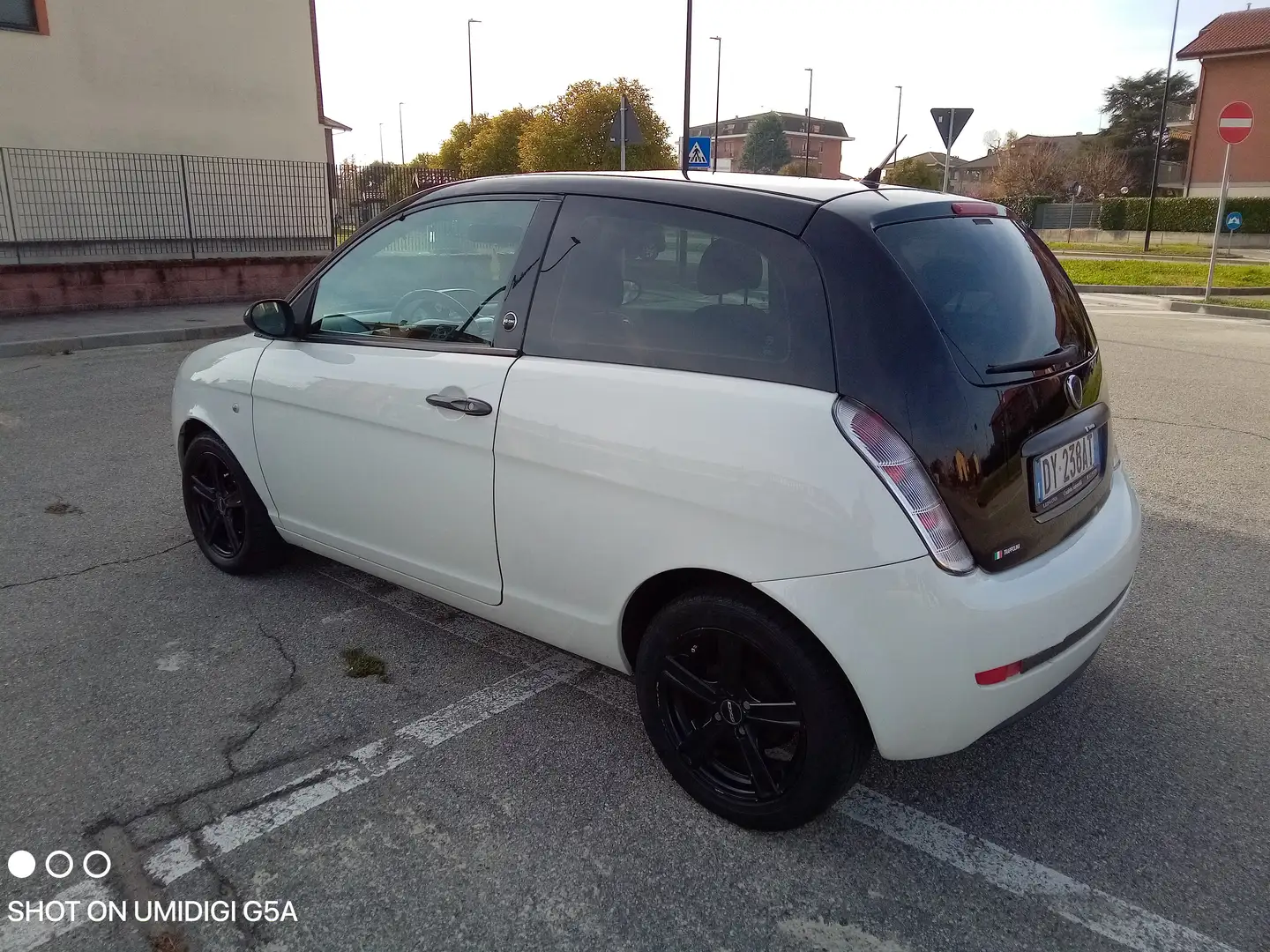 Lancia Ypsilon 1.4 8v Oro ecochic GPL/TAGLIANDATA Blanco - 2
