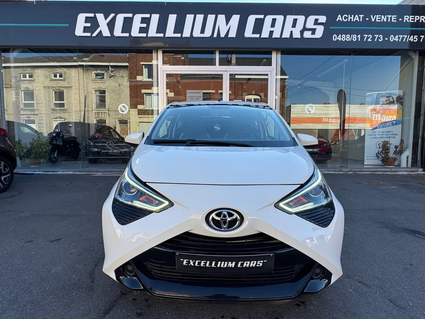 Toyota Aygo Aygo 1.0i VVT-i x Airco Jante Camera Reglt Vts Weiß - 2