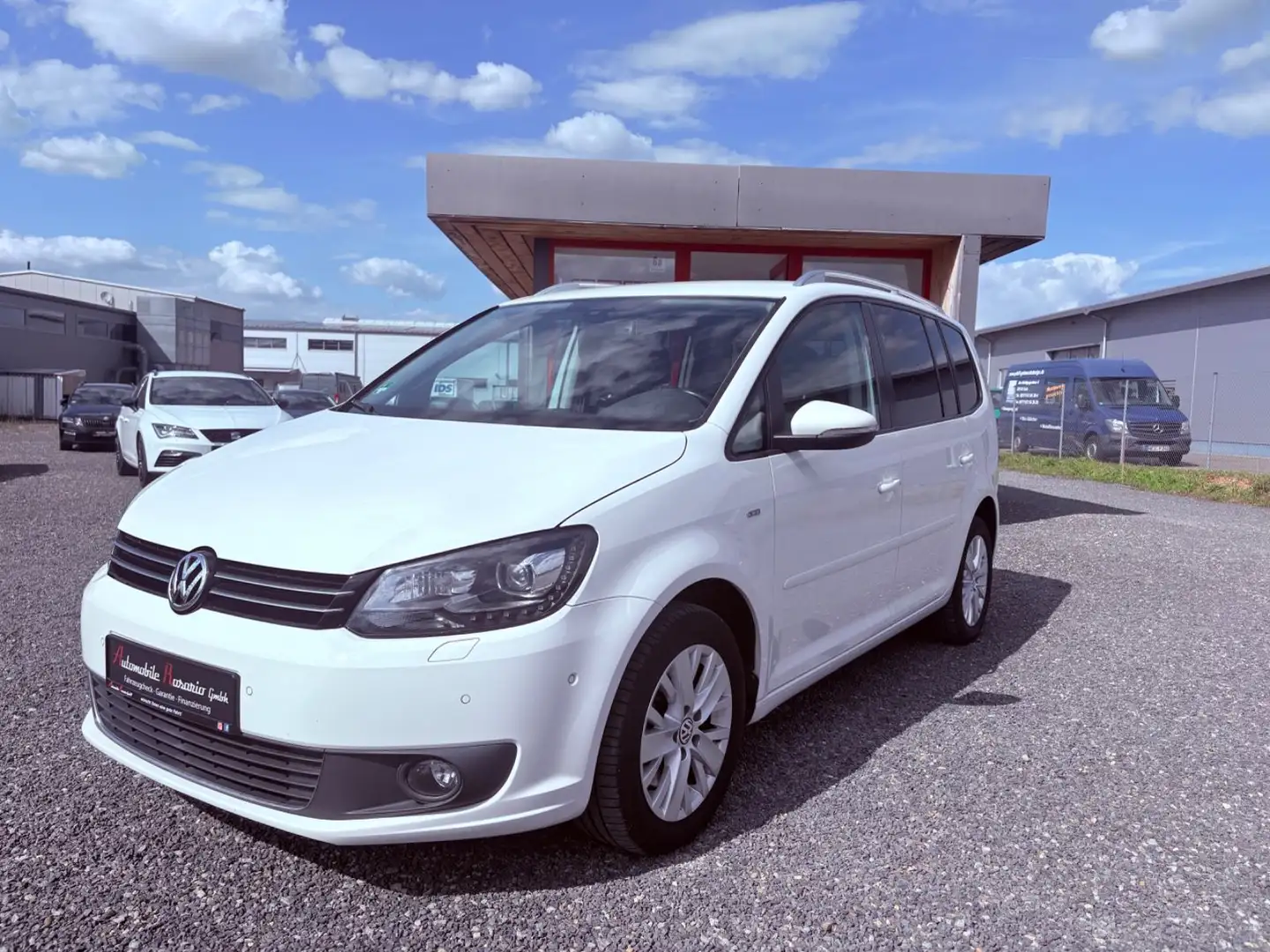 Volkswagen Touran Life BI-Xenon LED AHK SHZ NAVI Білий - 1