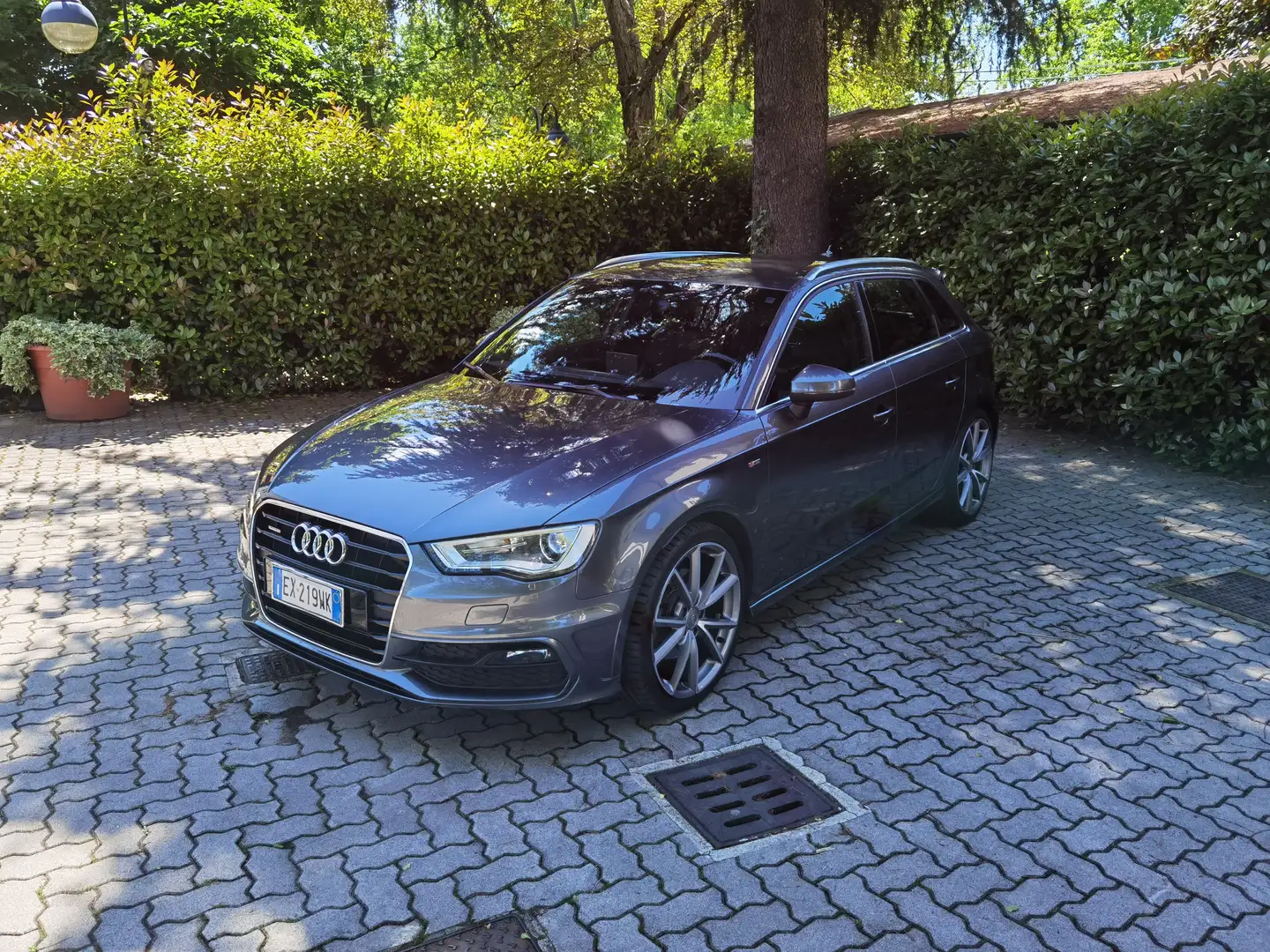 Audi A3 Sportback 2.0 tdi Ambition 184cv Stronic Sline Grigio - 1