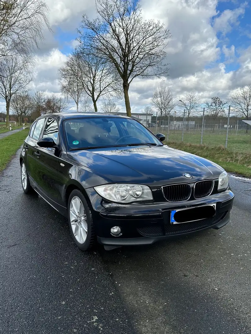 BMW 116 116i Schwarz - 1